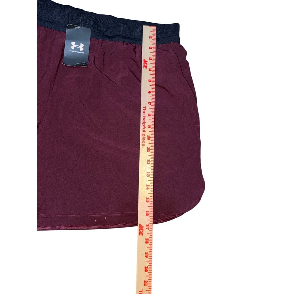Under Armour Peak Woven Shorts Mens 2XL Maroon Fitted Athletic Gym Running New